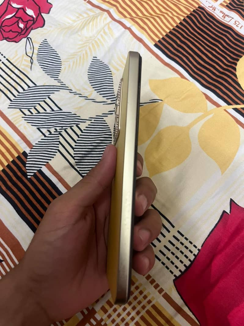 Vivo V25e 3