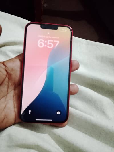 Apple iPhone 13