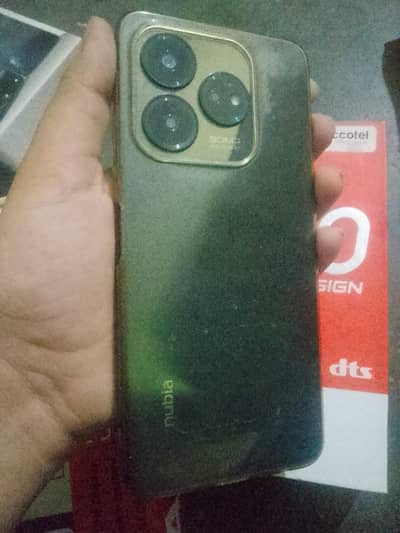 Zte nubia V60 Design