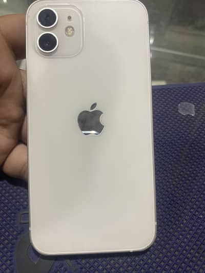 Apple iPhone 12
