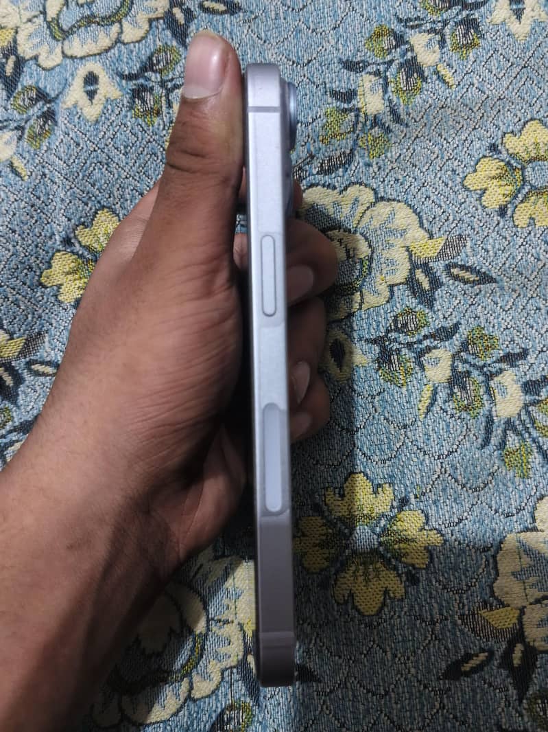 Apple iPhone 14 0