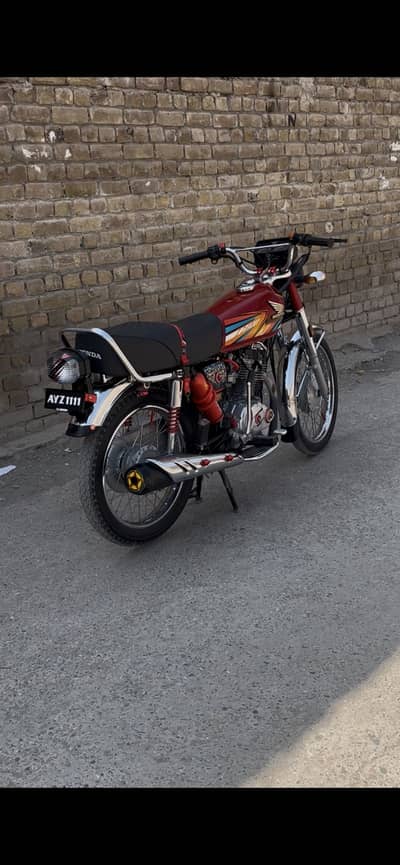 Fully modified Honda 125 Golden Number