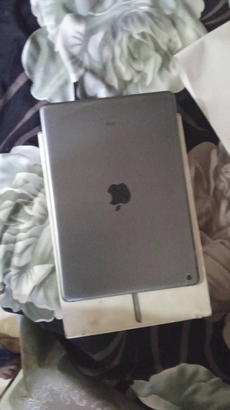 I pad 7th 1