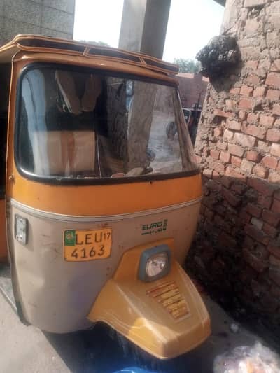 auto rickshaw