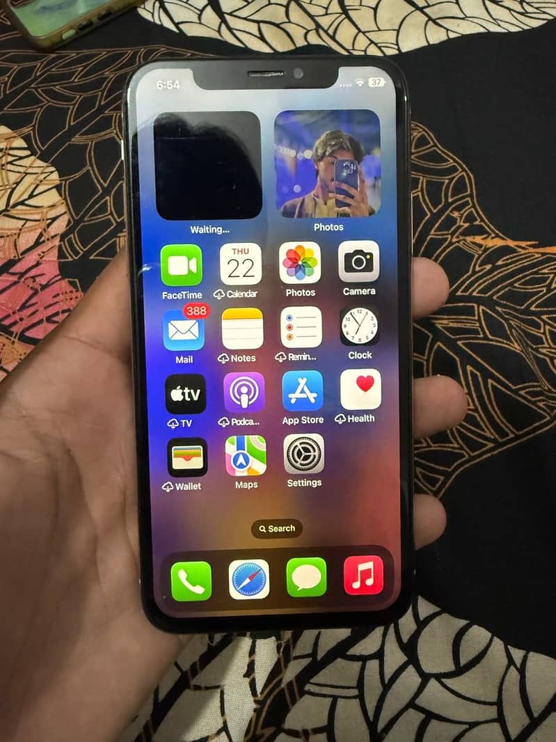 Apple iPhone XS 1