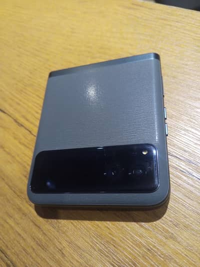 Razr 40, 8/256, mint condition