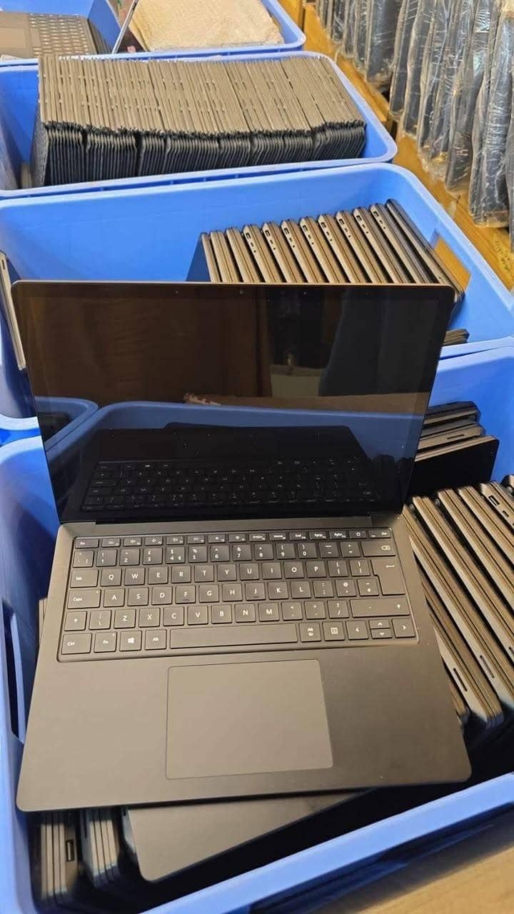 Microsoft Surface i5/10th 8/256 1