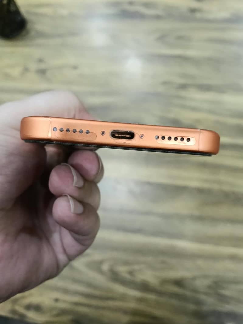 Apple iPhone 17 Pro Max condition 10/10 3