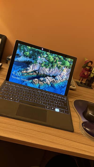 Microsoft Surface Pro 5th Gen – 8GB RAM | 256GB SSD | Core i5 Touch