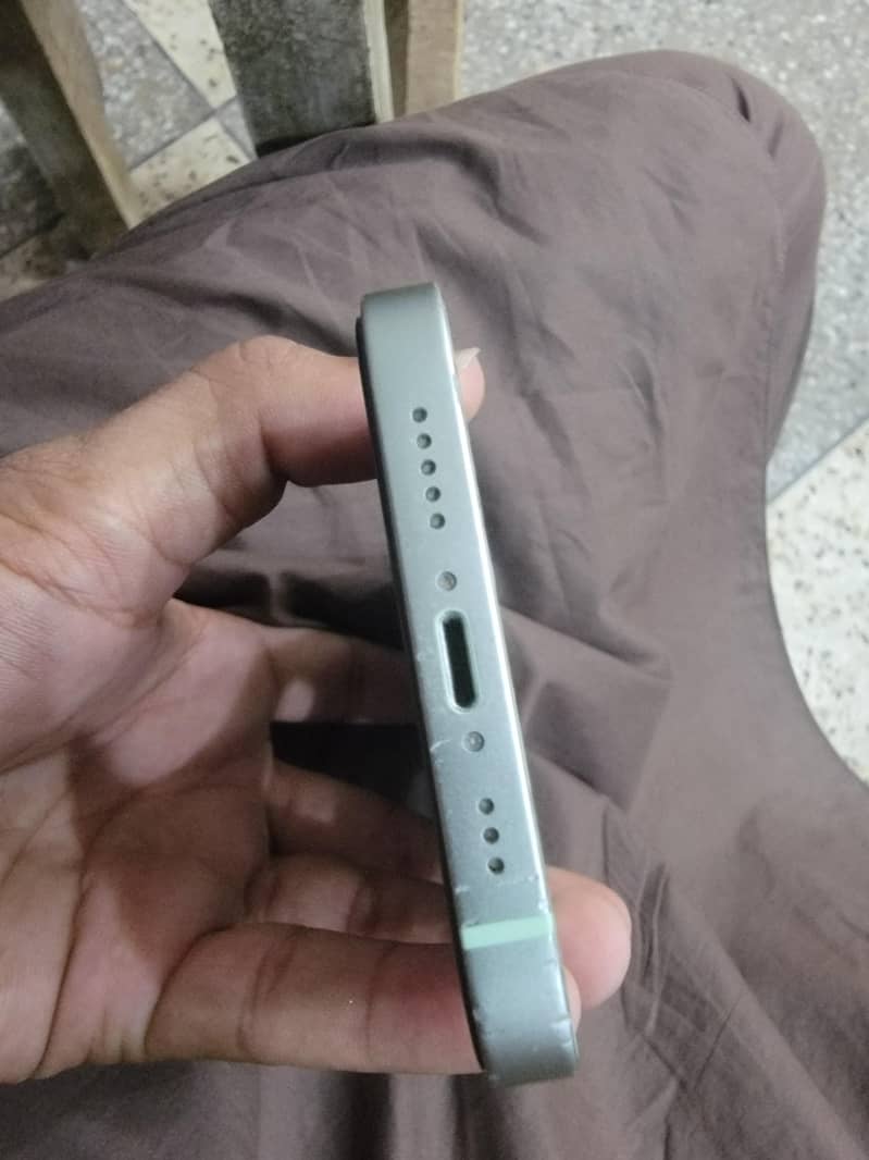 Apple iPhone 12 1