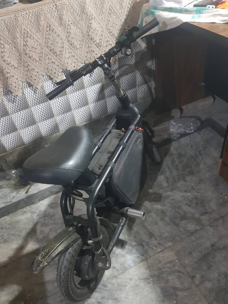 Qs 1 scooter 1