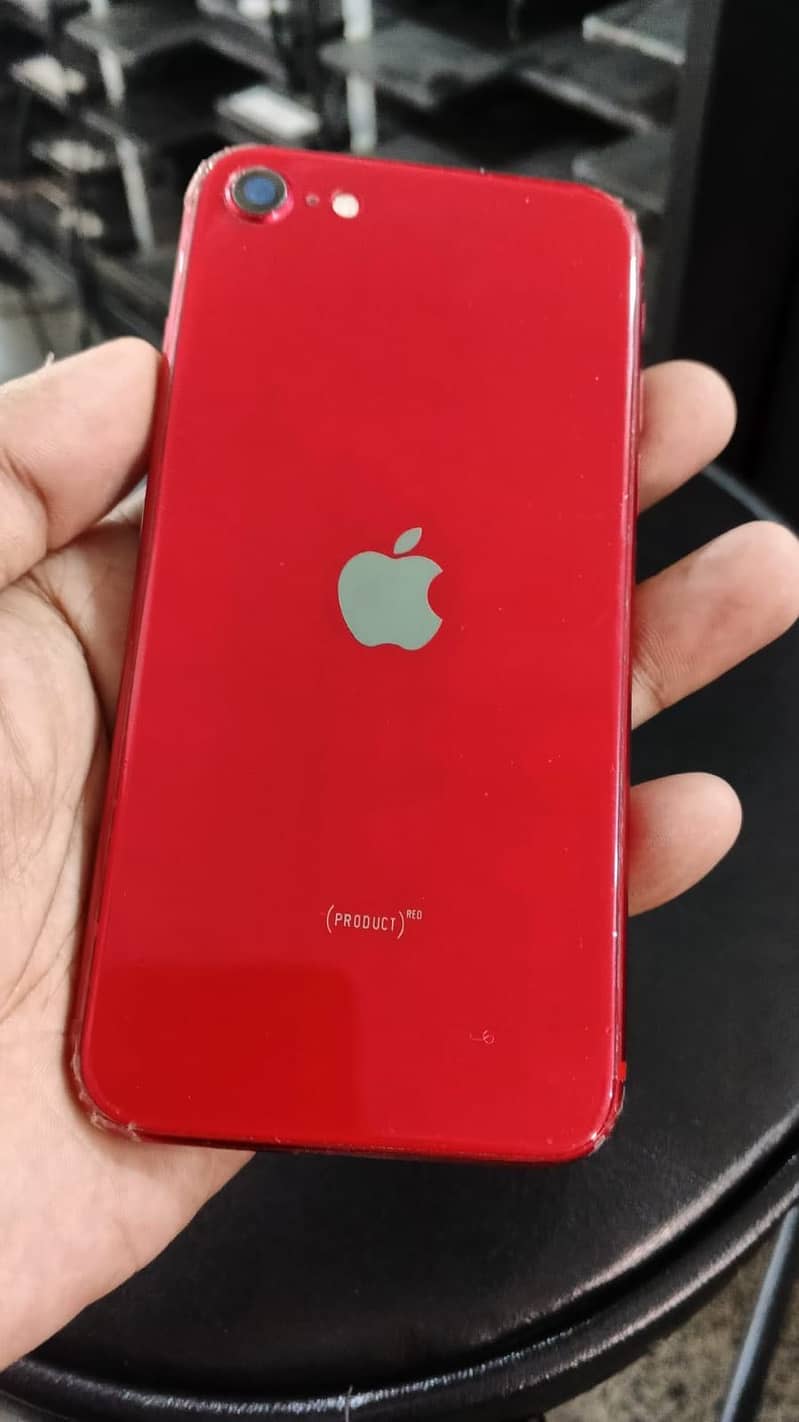 Apple iPhone SE 2nd gen 6