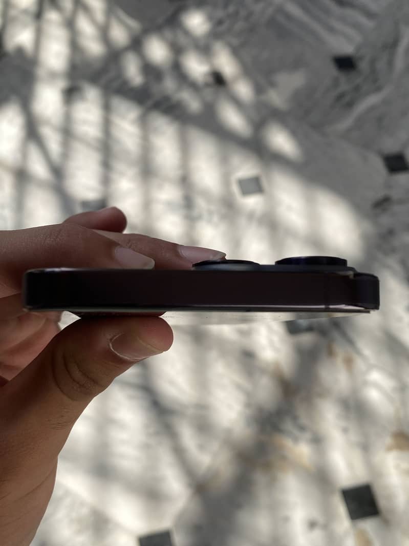 Apple iPhone 14 Pro Max 4