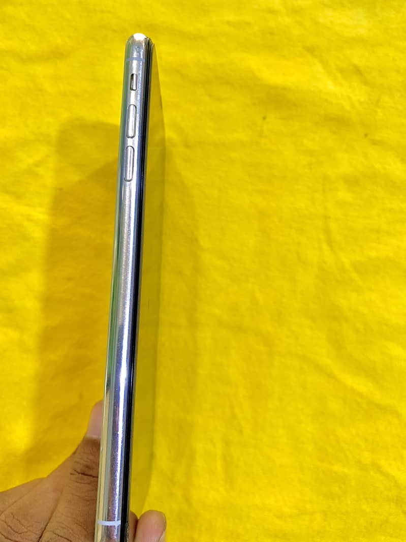 iPhone xs max 3