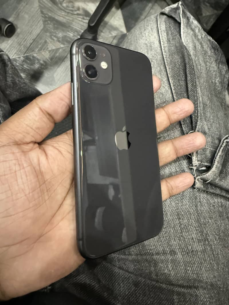 Apple iPhone 11 3