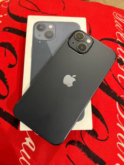 Apple iPhone 13