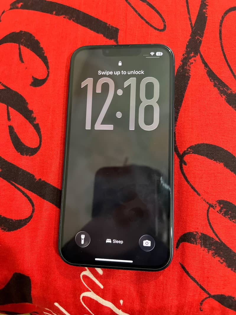 Apple iPhone 13 8