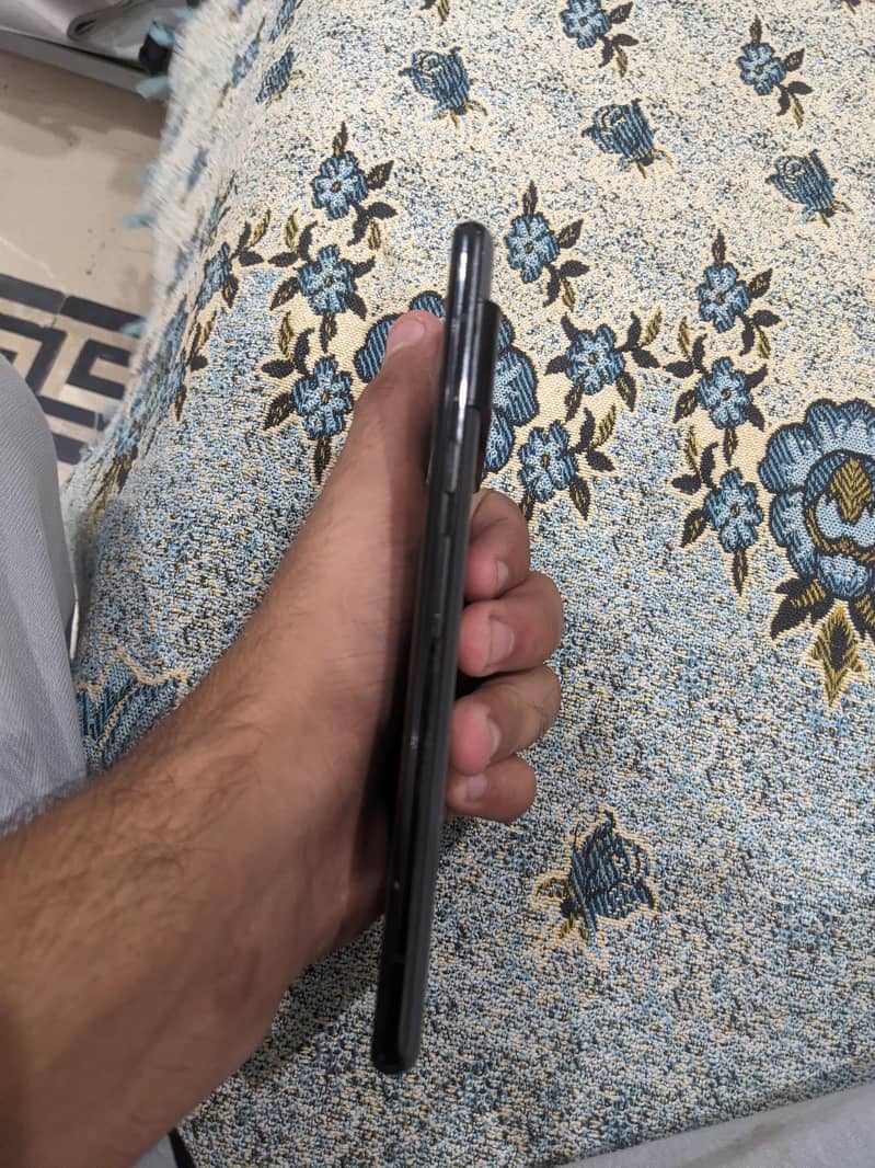 Google Pixel 6 Pro 2