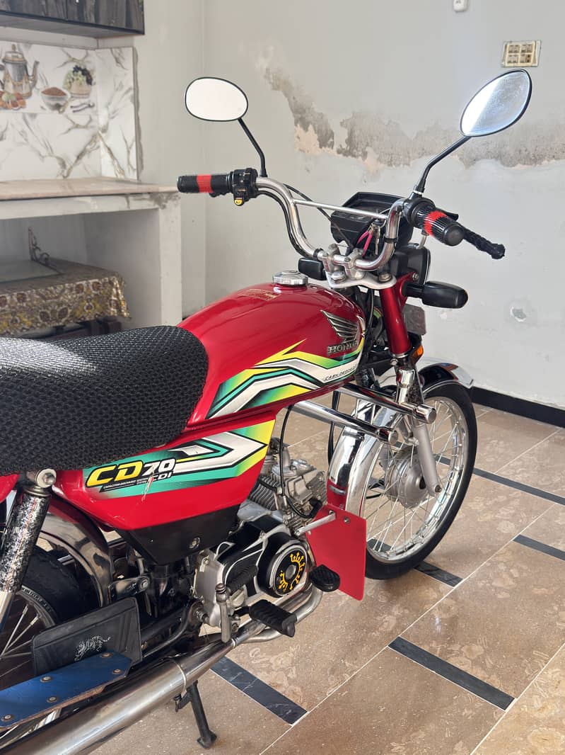 Honda CD70 4