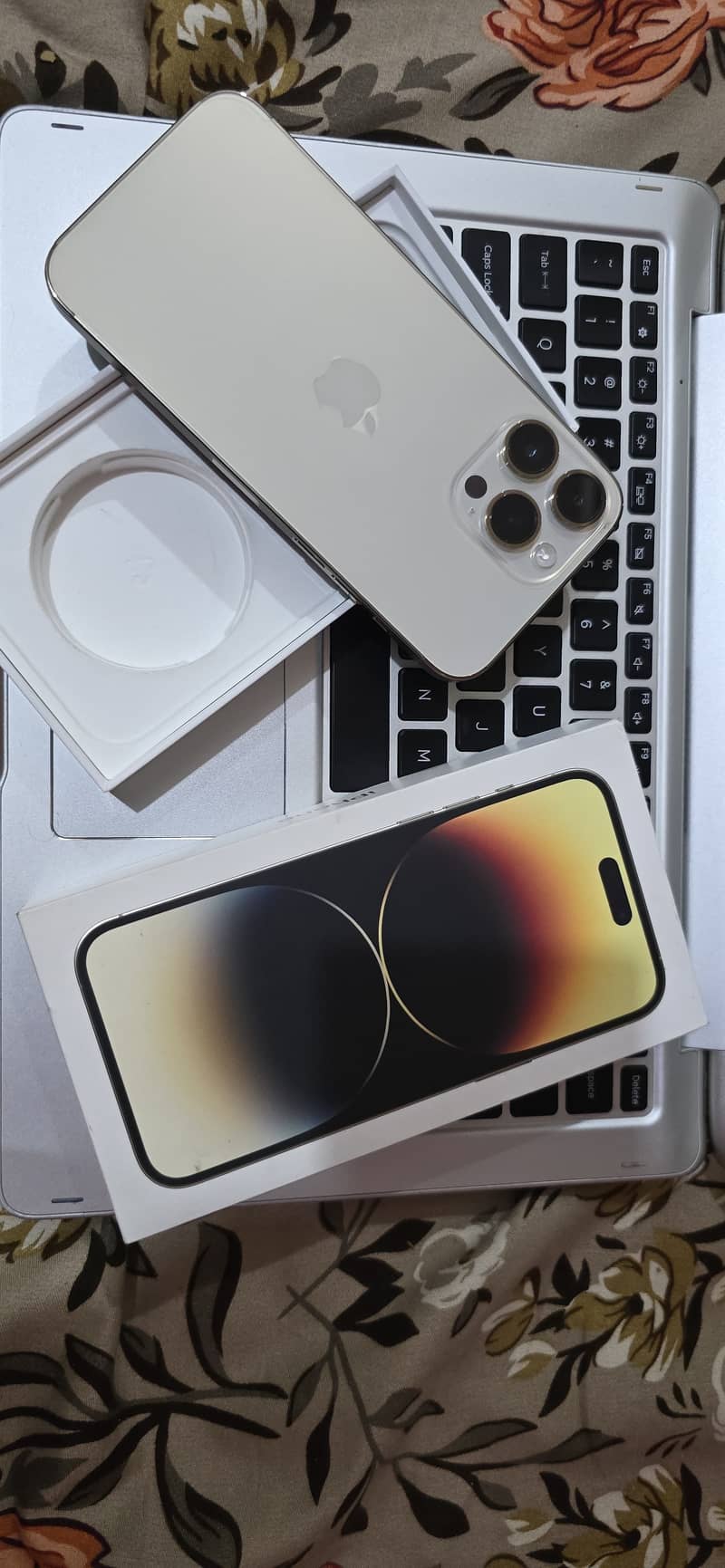 iPhone 14 Pro Max 4