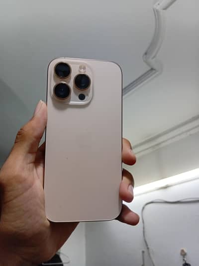 Apple iPhone 16 Pro