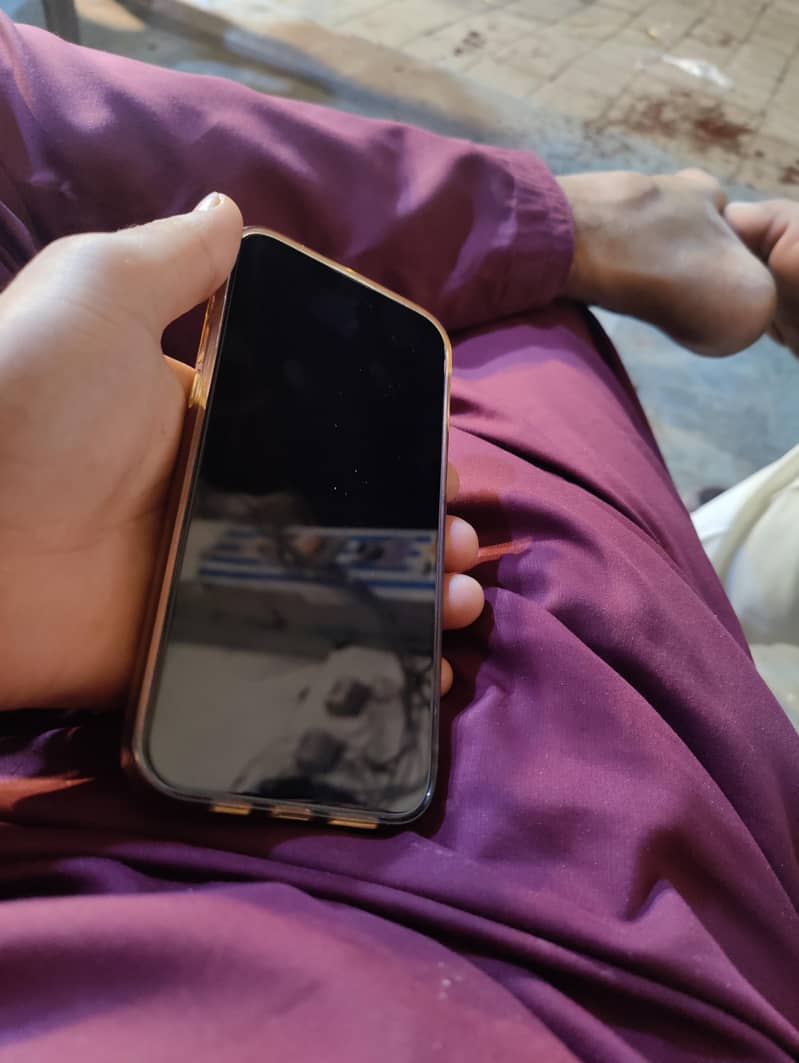 Apple iPhone 15 Pro Max jv 5