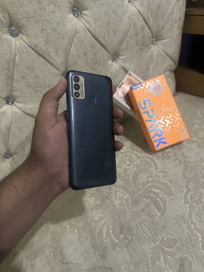 Tecno Spark 7T 3