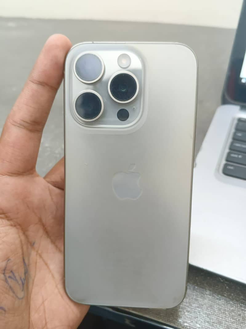 Apple iPhone 15 Pro 1