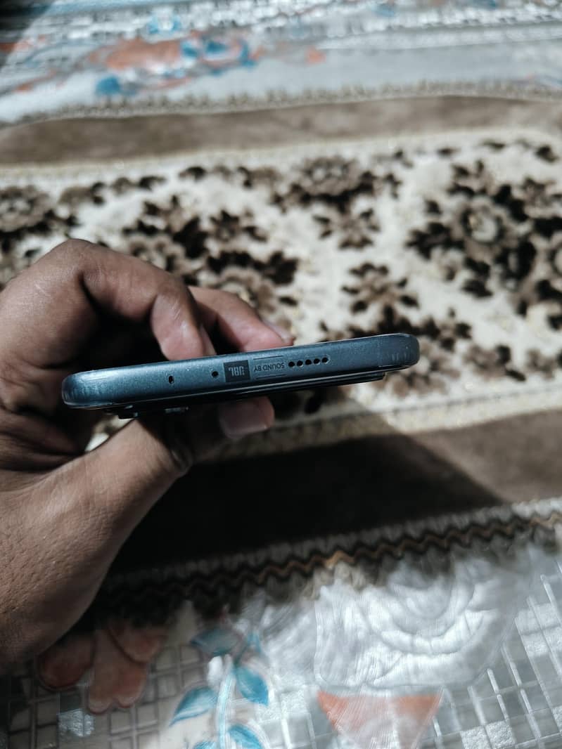 Infinix note edge 3