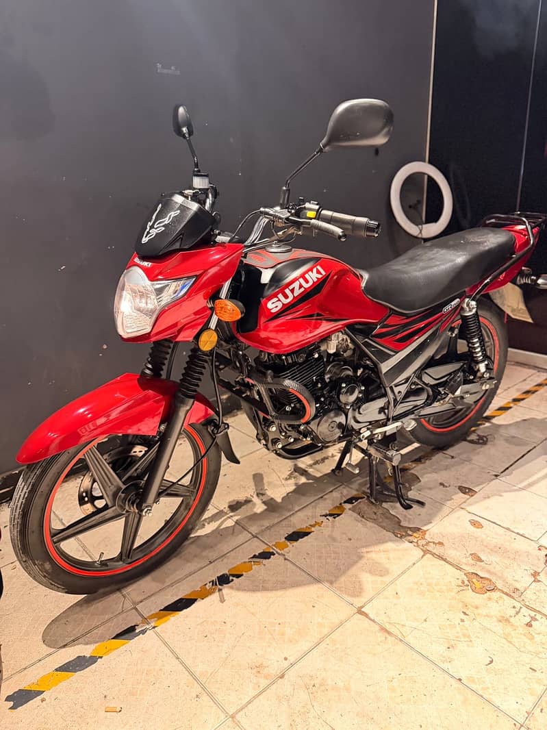 Suzuki GR150 0
