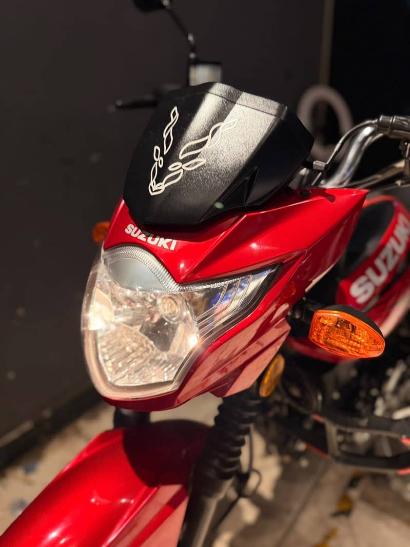 Suzuki GR150 5