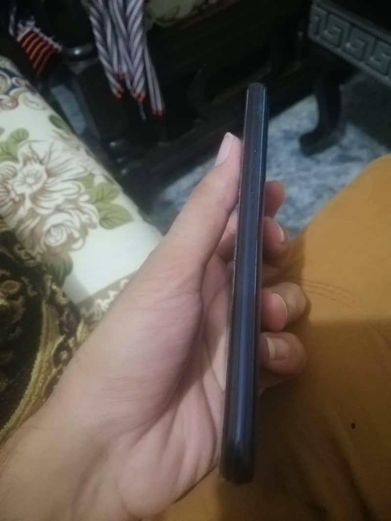 Samsung Mobile A20 6
