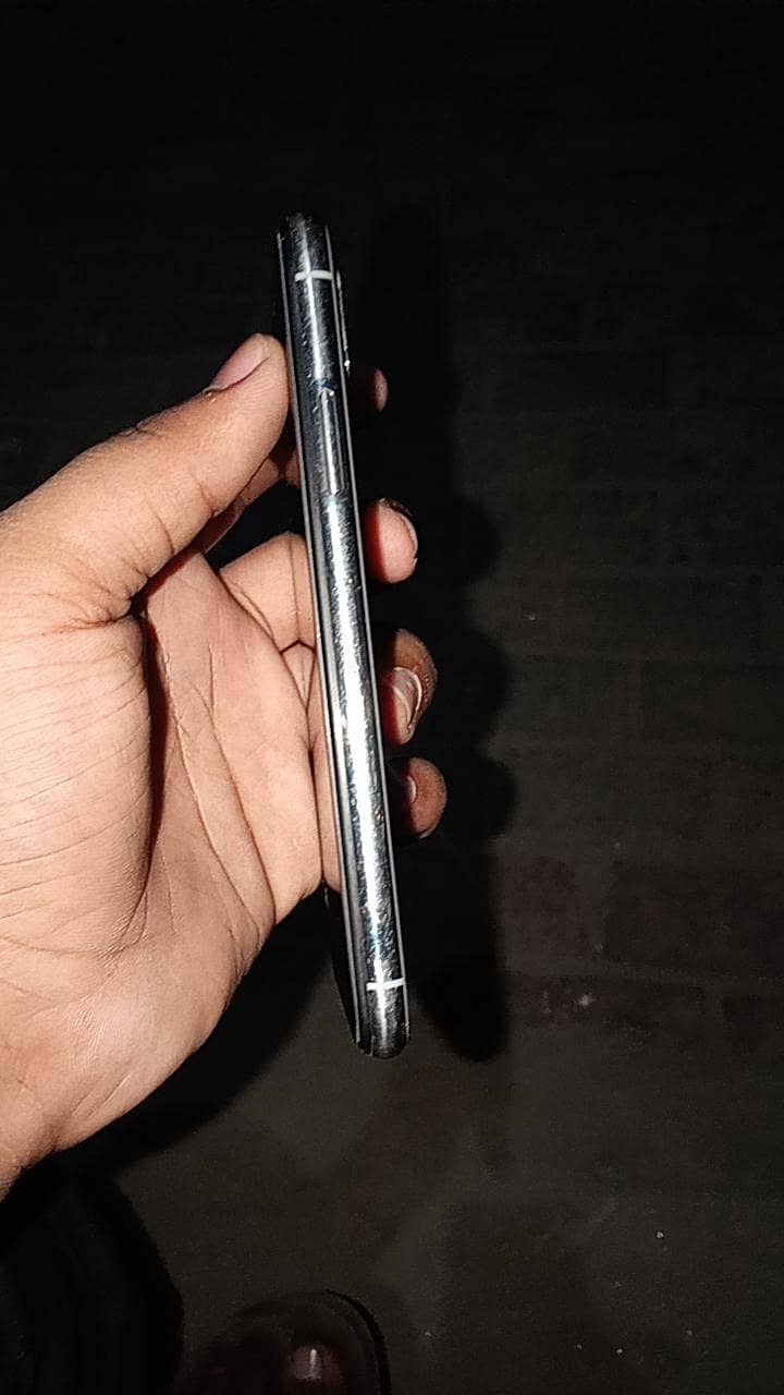 Apple iPhone X 1