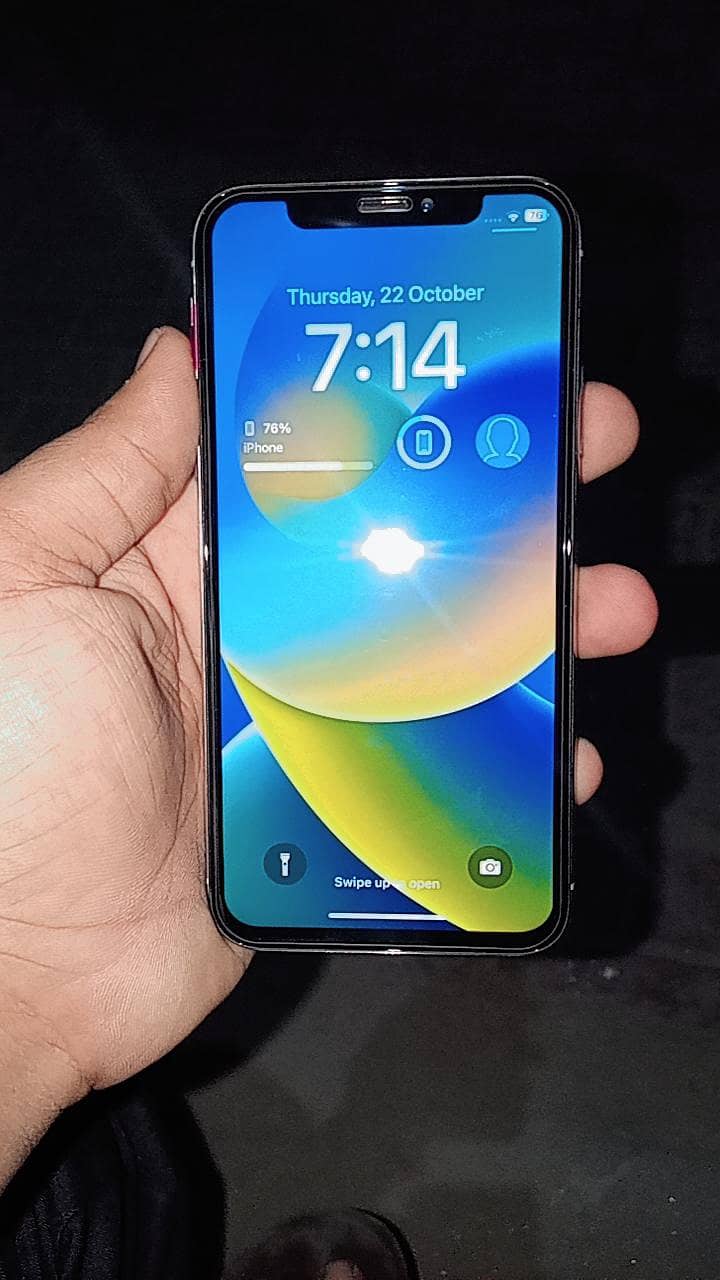 Apple iPhone X 6