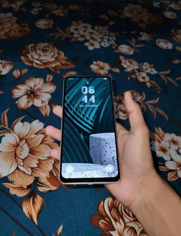 Samsung Mobile A06 3