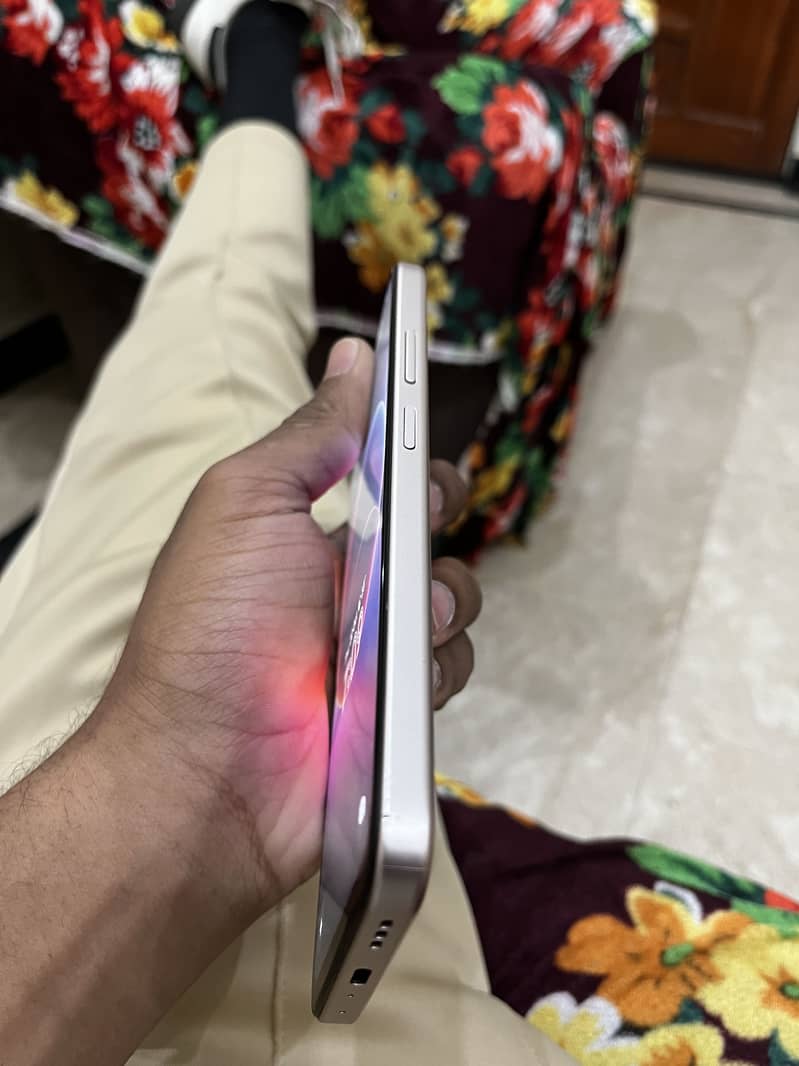 OPPO A6 0