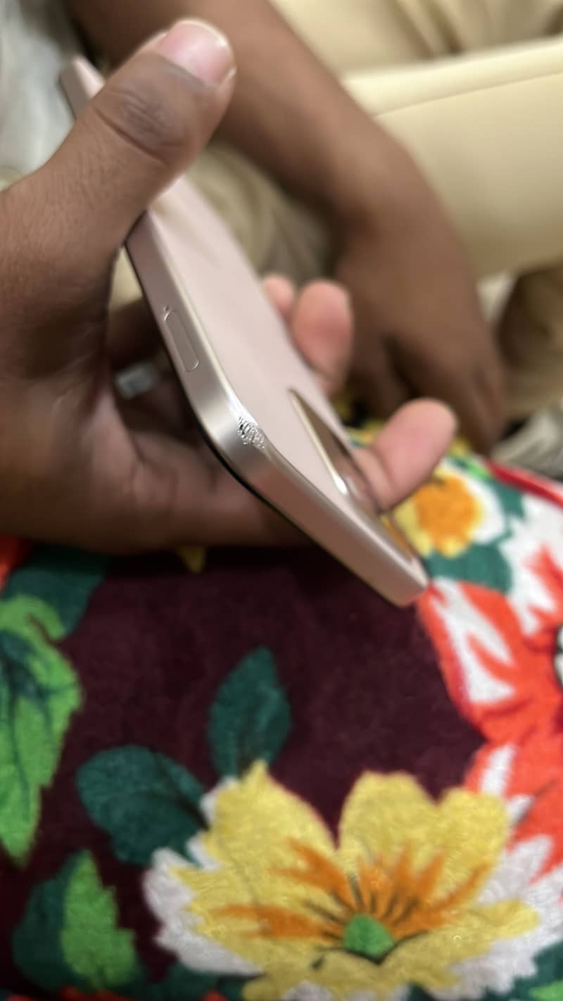OPPO A6 4