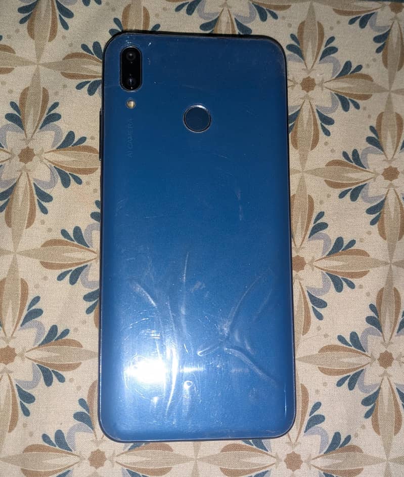Huawei Y9 0