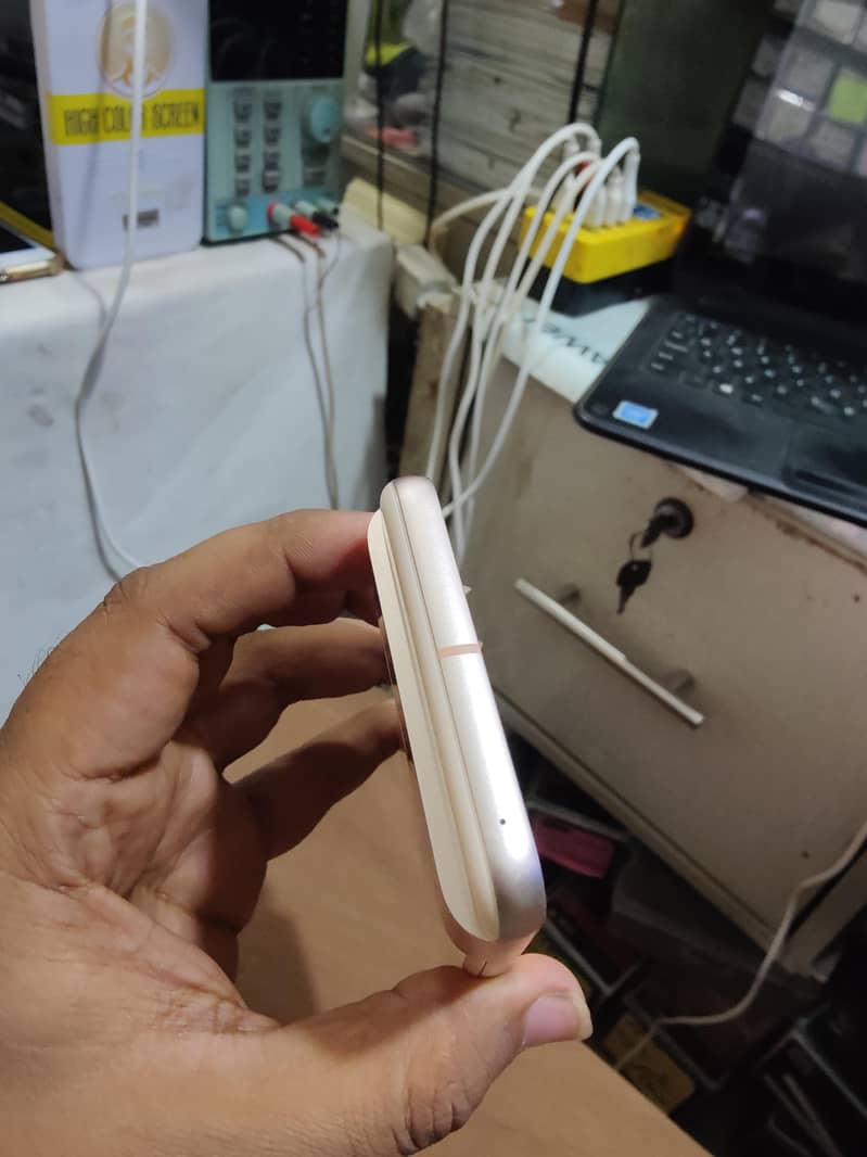 Google Pixel 8 5