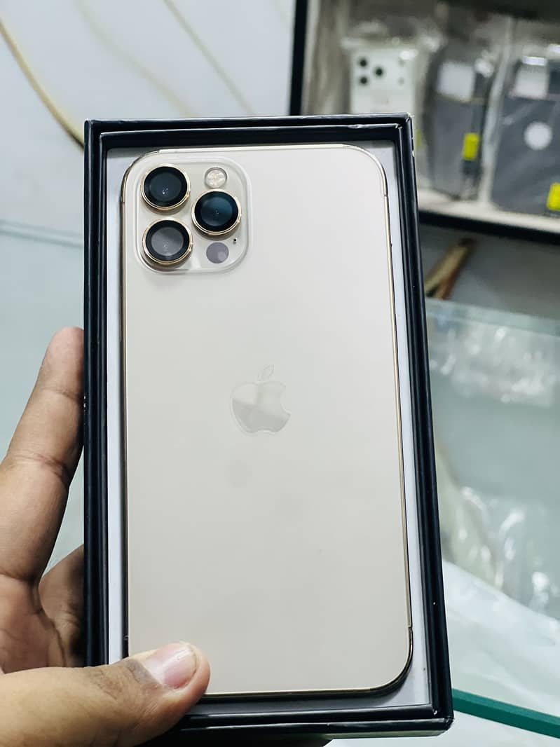 Apple iPhone 12 Pro 3