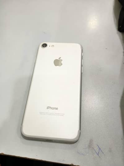 Apple iPhone 7