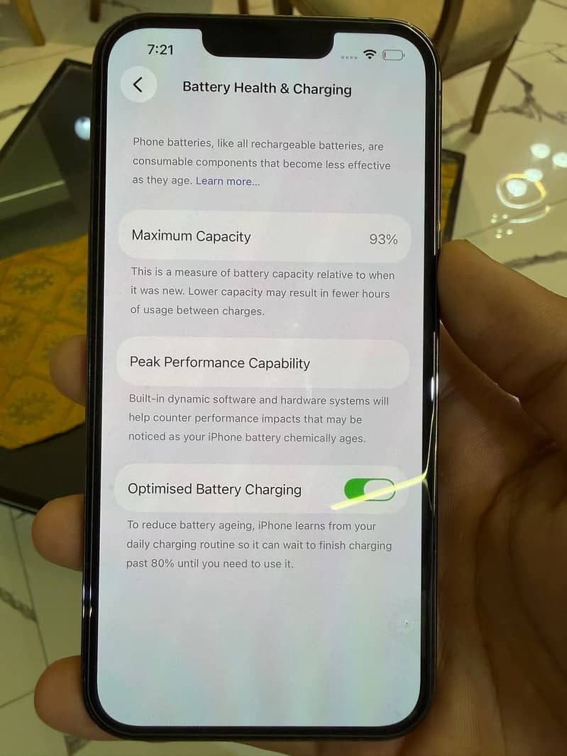Apple iPhone 13 Pro 2