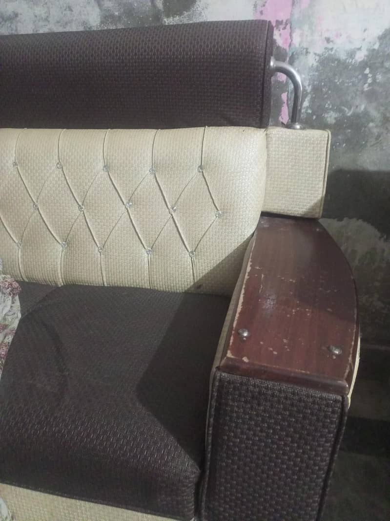 3 2 1 sofa set available 3