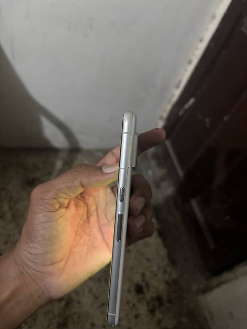 Google Pixel 8 Pro 5