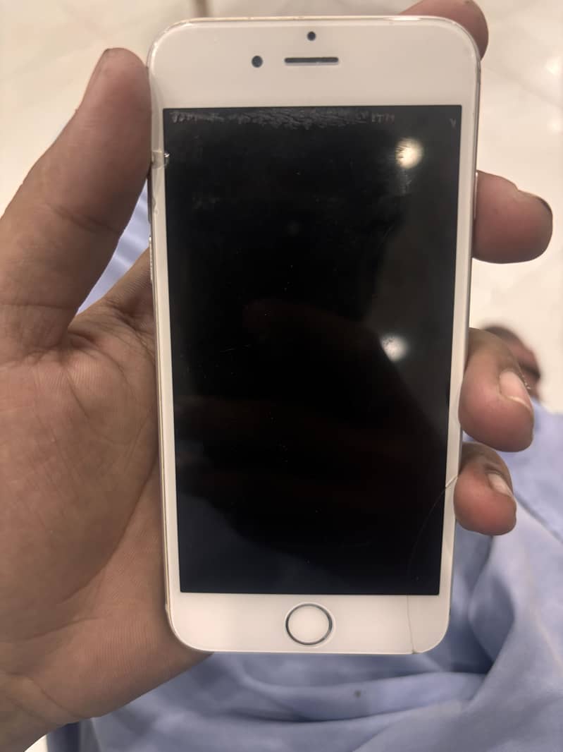 Apple iPhone 6S 4