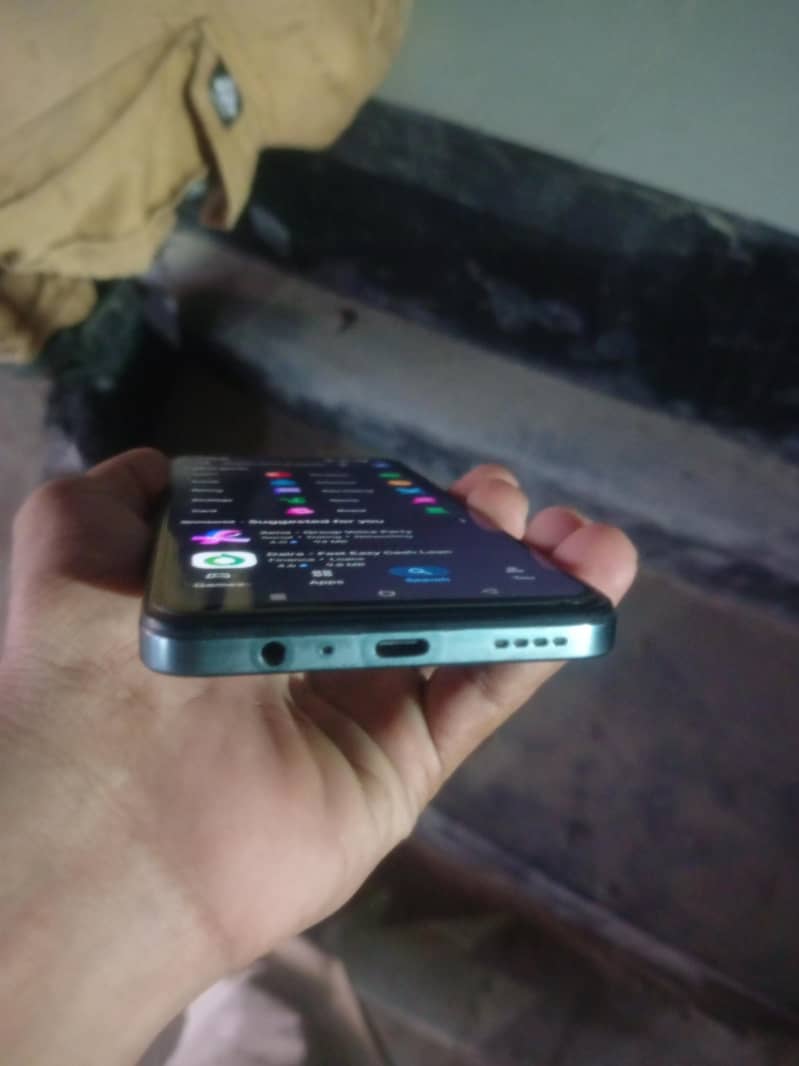 Realme C71 4