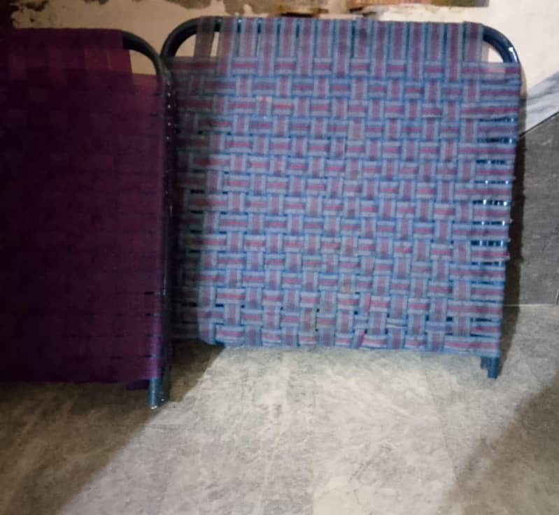 2 foldable charpain 2