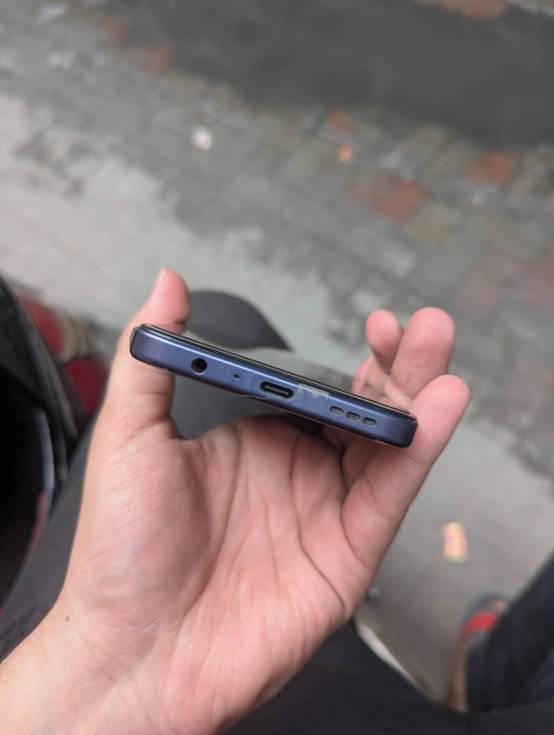 OPPO A6k 4