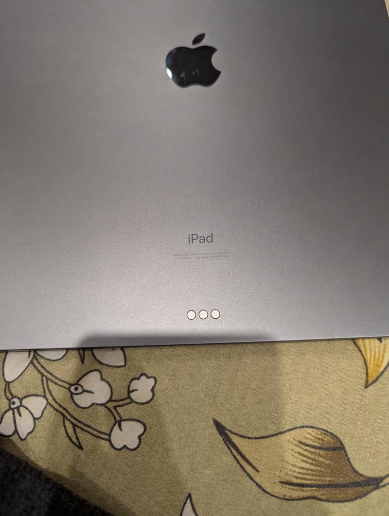 Ipad pro 12.9inch  M1 5th-generation 5