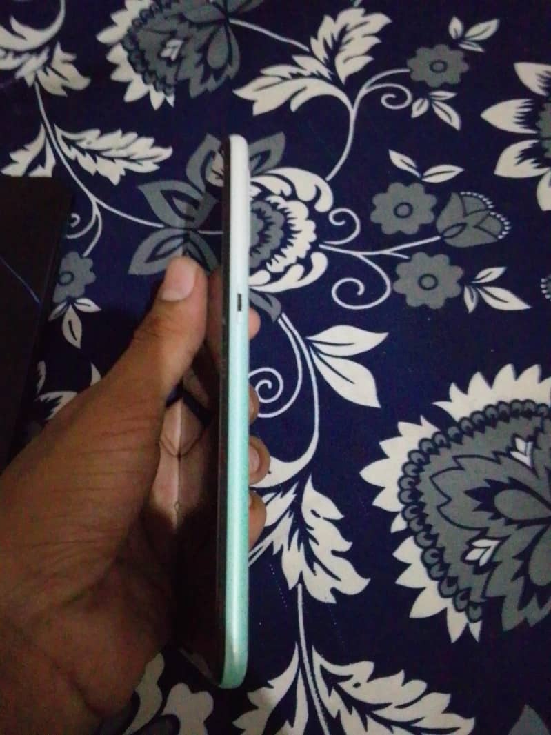 OPPO A31 2